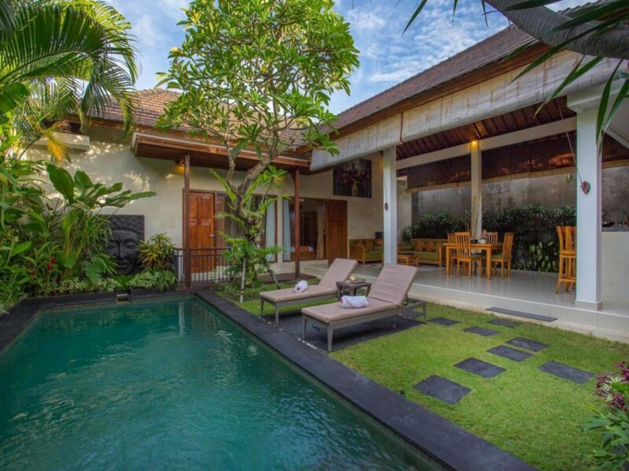 Sandi Agung Villa Семіньяк Екстер'єр фото