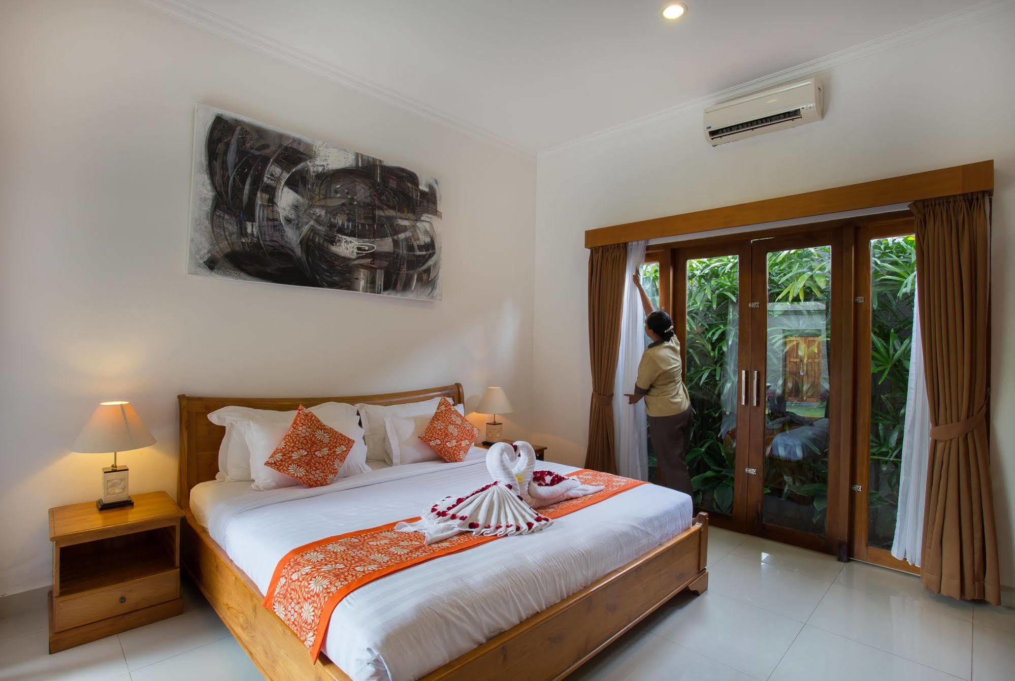 Sandi Agung Villa Семіньяк Екстер'єр фото