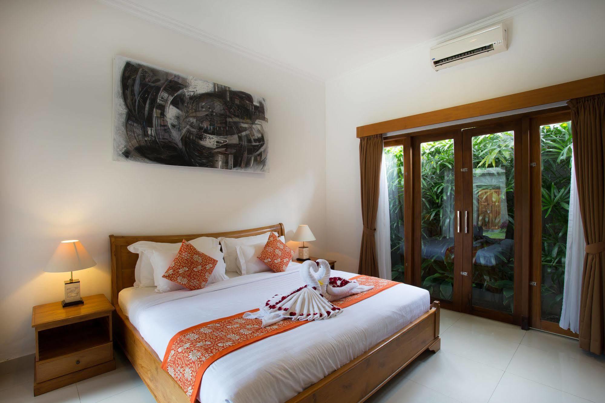 Sandi Agung Villa Семіньяк Екстер'єр фото